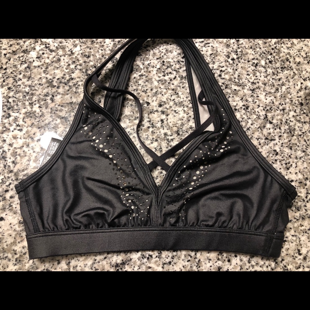 XS sports bra